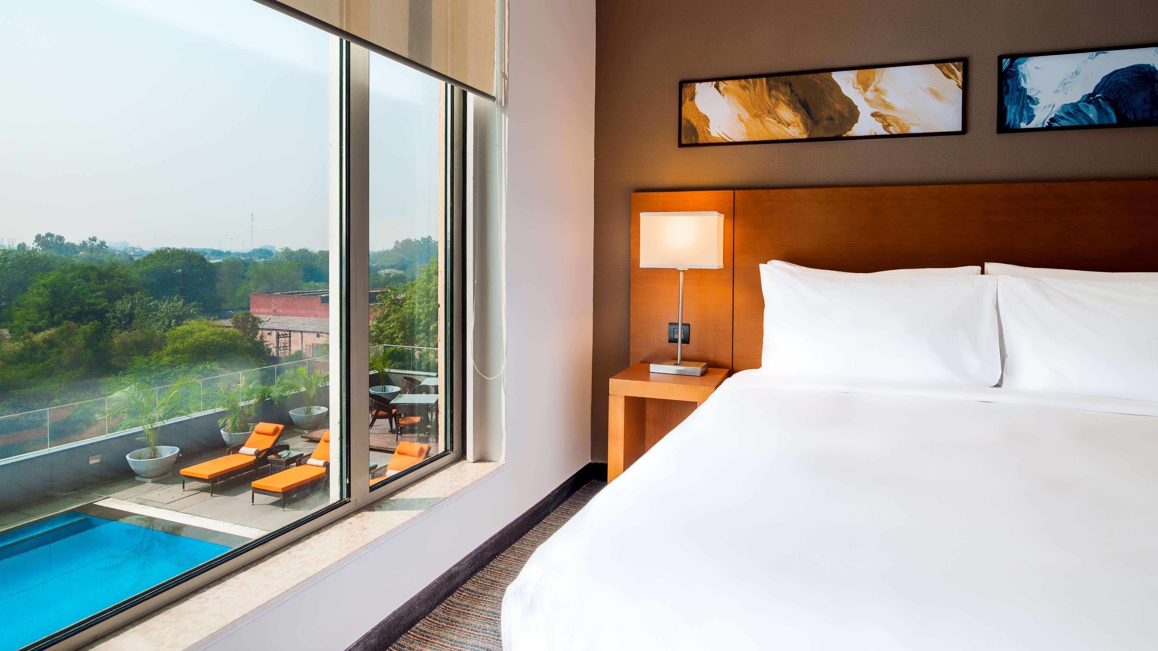 Hyatt Place Gurgaon Udyog Vihar Extérieur photo A guest room at the hotel