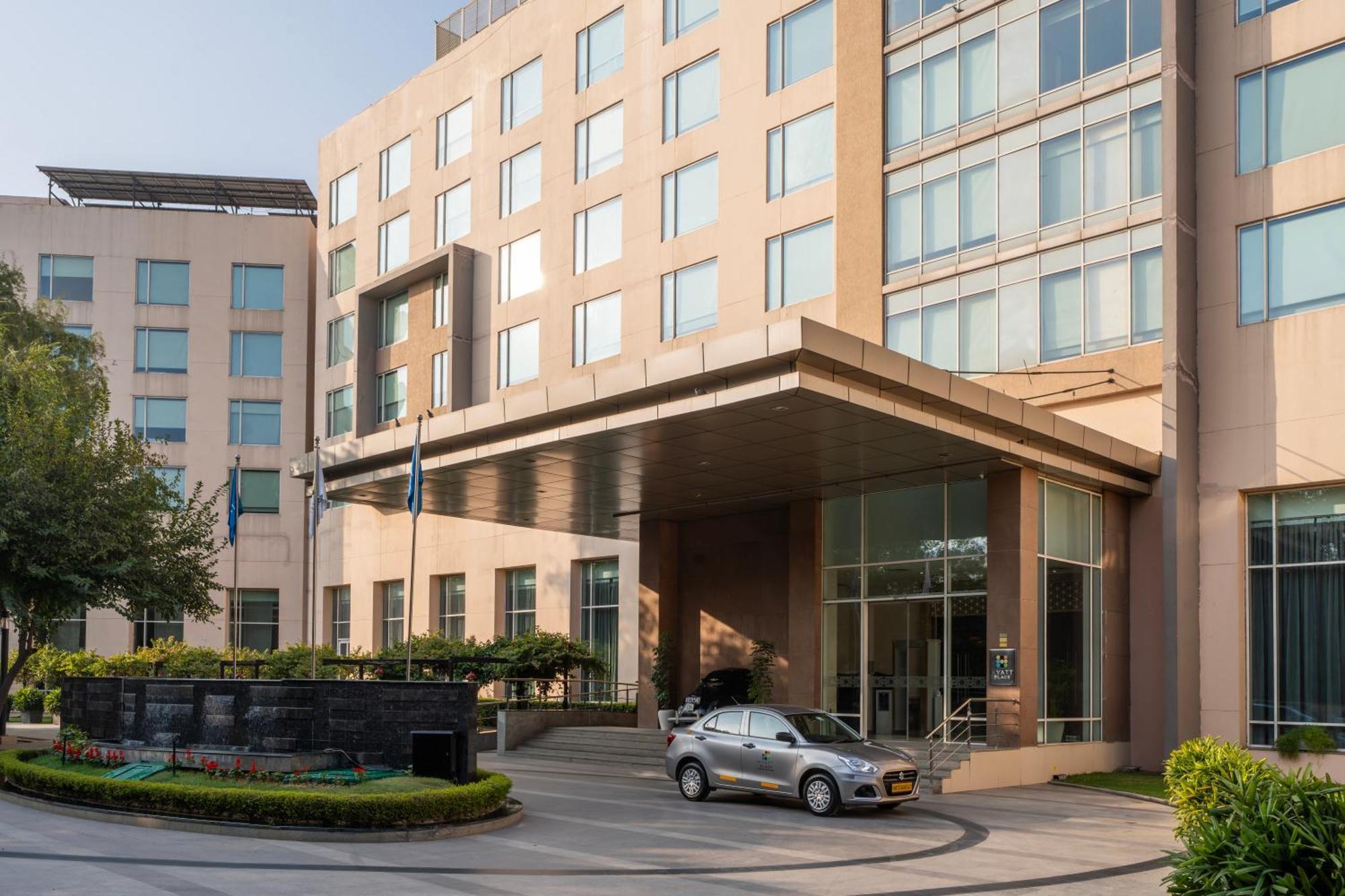 Hyatt Place Gurgaon Udyog Vihar Extérieur photo The Park, New Delhi